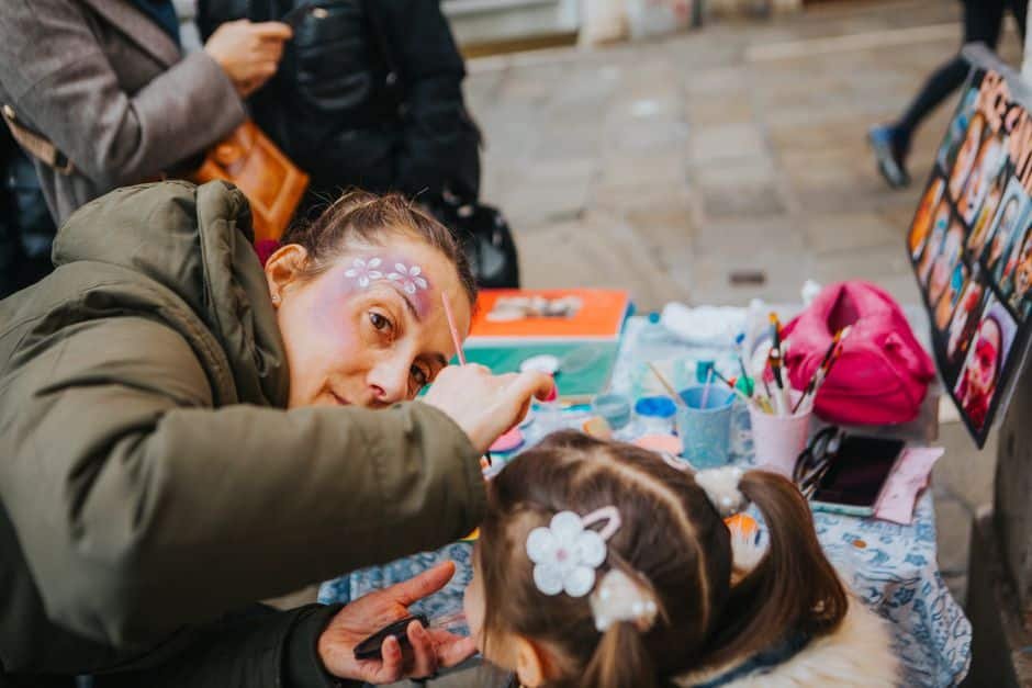 museum face painting children family event workshop kids interactive museum activity children children craft workshop museum italy